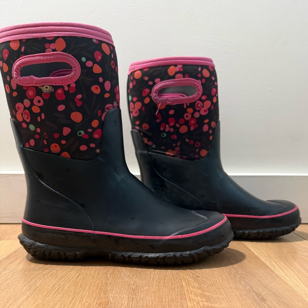 Bogs Classic Cattail Pink Winter Rain Boots- Kids Size Youth 5